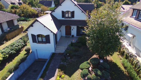 Maison - 7 pièces - 156 m²