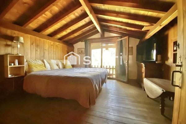 Belle Maison atypique compagnon du devoir "ossature bois"   8 Pièces - 5 CH  Proche de la Dune du Pilat