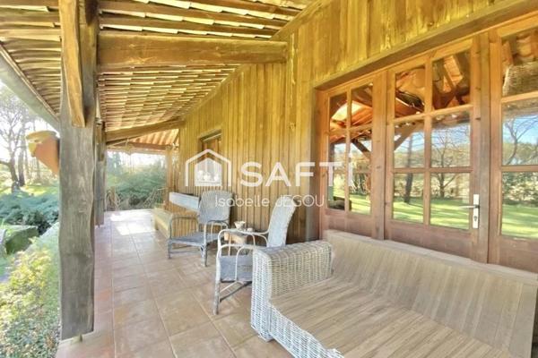 Belle Maison atypique compagnon du devoir "ossature bois"   8 Pièces - 5 CH  Proche de la Dune du Pilat