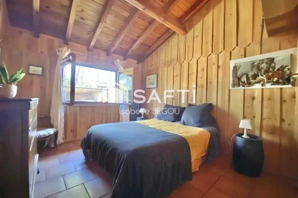 Belle Maison atypique compagnon du devoir "ossature bois"   8 Pièces - 5 CH  Proche de la Dune du Pilat