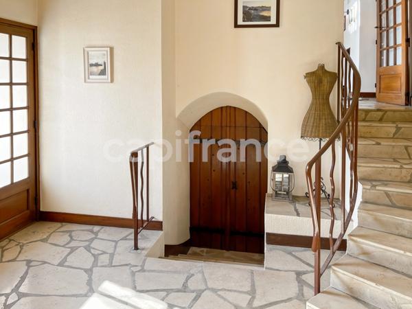 Propriété à vendre 8 pièces Houdan