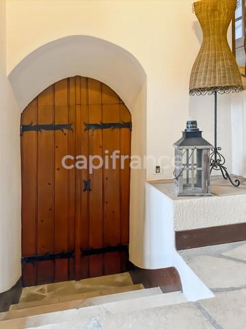 Propriété à vendre 8 pièces Houdan