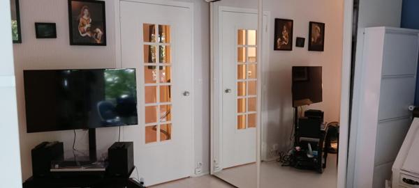 Appartement Paris 1 pièce(s) 29 m2 meublé avec terrasse et cave