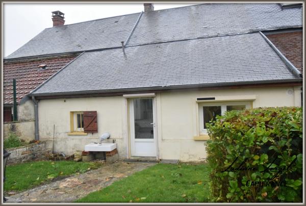 Proche VILLERS-COTTERETS (15km) et NEUILLY-SAINT-FRONT (6km)- à vendre maison en pierre mitoyenne- 85m2 - 2 pièces- 1 chambre– grenier – Terrain 164m2