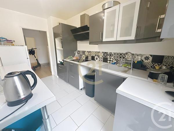 Appartement F4 à vendre  4 pièces - 76,91 m2 DUGNY - 93