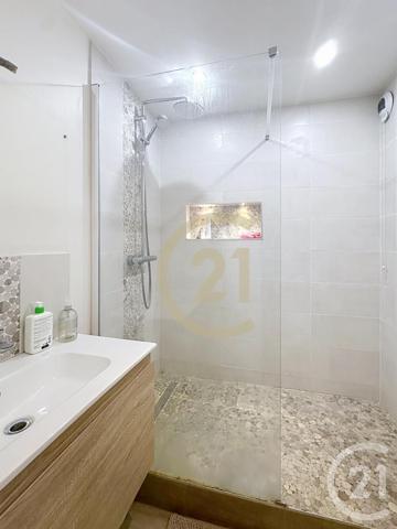 Appartement F4 à vendre  4 pièces - 76,91 m2 DUGNY - 93