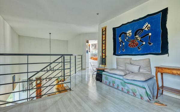 Maison à vendre    6 pièces •  Pessac