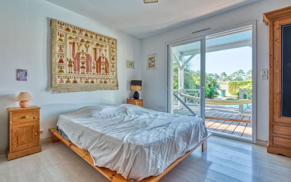 Maison à vendre    6 pièces •  Pessac