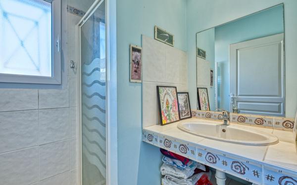 Maison à vendre    6 pièces •  Pessac