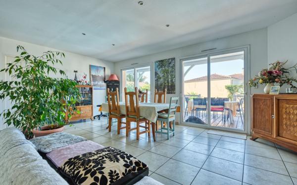 Maison à vendre    6 pièces •  Pessac