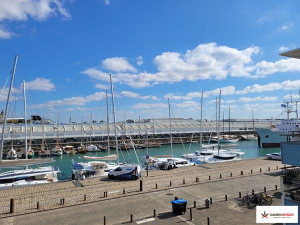 La ville en bois - Bassin des chalutiers. La rochelle