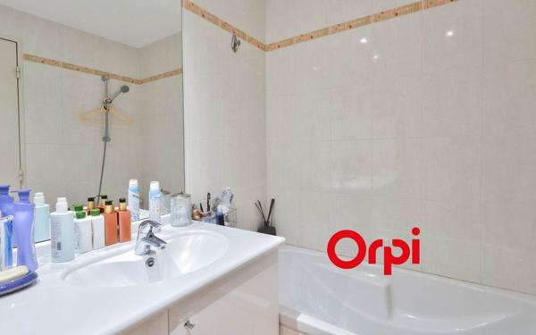 Appartement à vendre    5 pièces • 162 m2 Saint-Genis-Laval