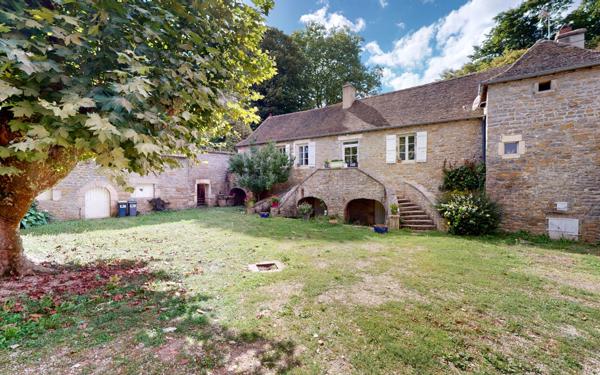 Maison à louer    4 pièces • 121,26 m2 Jambles