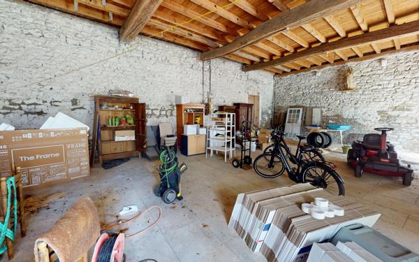 Maison à louer    4 pièces • 121,26 m2 Jambles