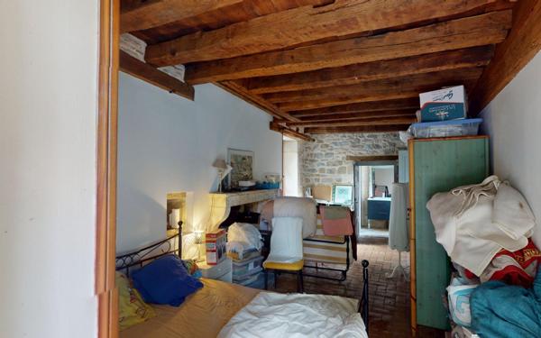 Maison à louer    4 pièces • 121,26 m2 Jambles