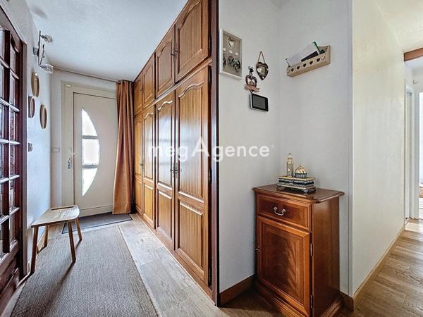Maison à LES MUREAUX, 78130 - 5 pièces 82m²