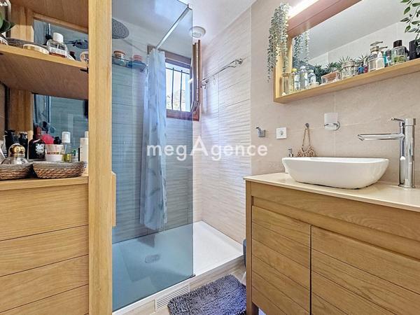 Maison à LES MUREAUX, 78130 - 5 pièces 82m²