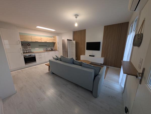 Charmante maison de 47m² avec terrasse bois et jardinet