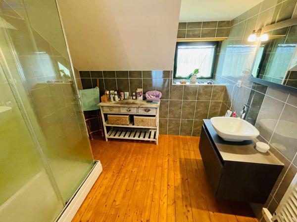 Maison à vendre à Saint-Léonard-des-Bois dans la Sarthe (72130), ref : 61001-21