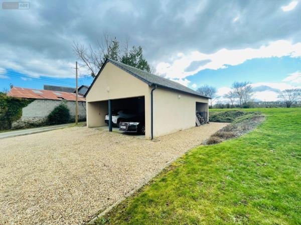 Maison à vendre à Saint-Léonard-des-Bois dans la Sarthe (72130), ref : 61001-21