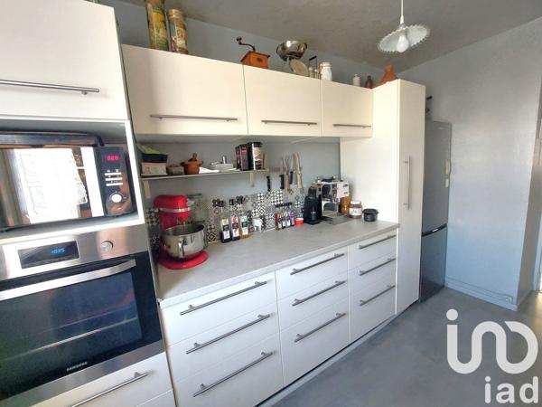 Appartement 4 pièces de 90 m² à Lognes (77185)