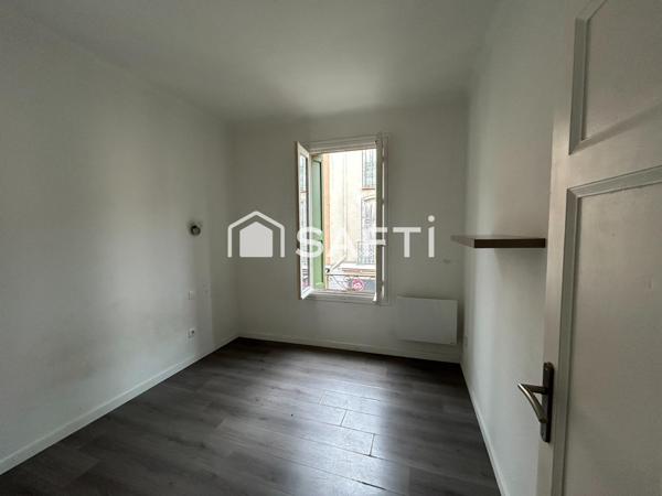 AU COEUR D'UN VILLAGE  DYNAMIQUE