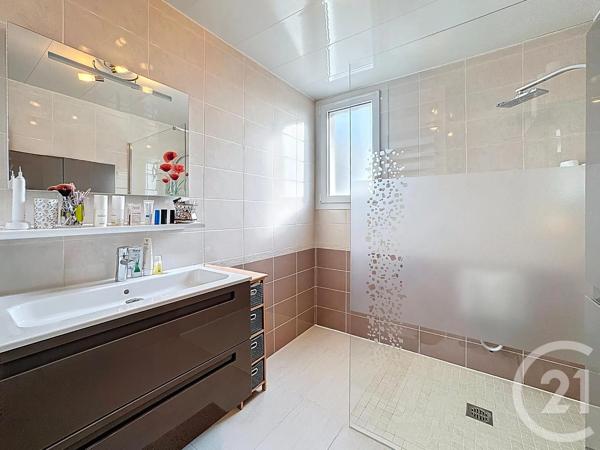 Appartement T5 à vendre  5 pièces - 101,53 m 2   BREST  - 29