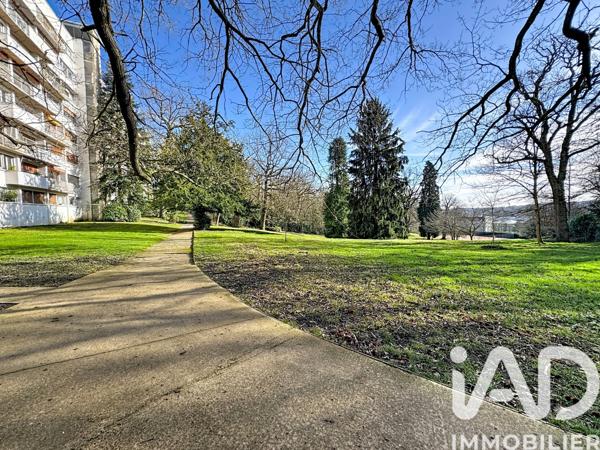 Appartement à vendre 4 pièces 96 m² Vaucresson