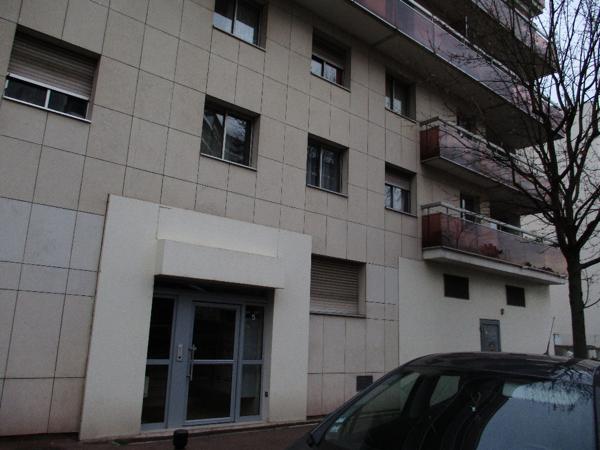 STUDIO MEUBLE -DE 26,38 M2 JOINVILLE LE PONT