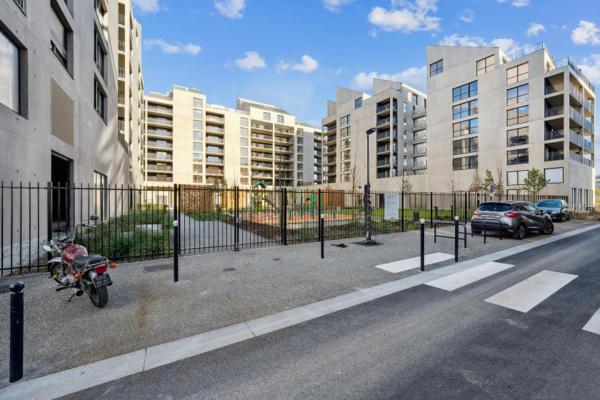 Louer appartement 5 pièces de 162 m²