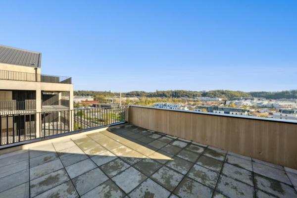 Louer appartement 5 pièces de 162 m²