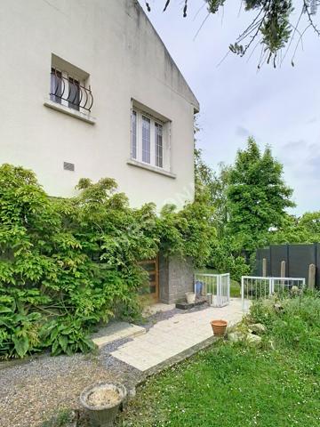 Maison à vendre Angers Est - 3 chambres + bureau - Garage - Jardin - potentiel
