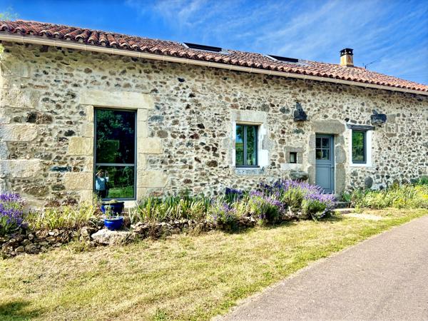Maison à vendre à Bussière-Badil (24360) - Dordogne