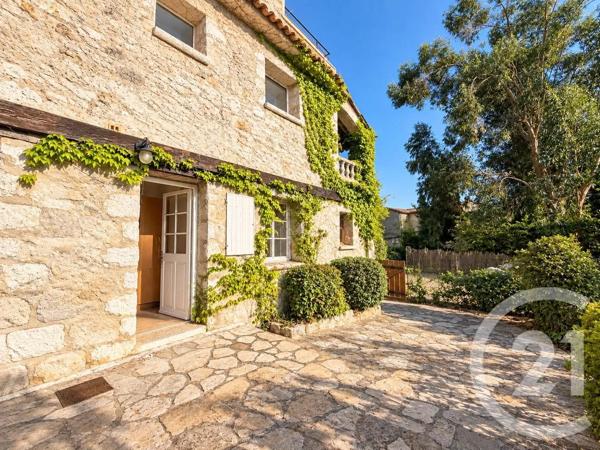 Appartement à vendre  2 pièces - 65,20 m 2   VENCE  - 06