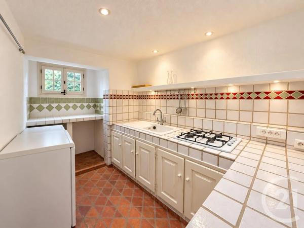 Appartement à vendre  2 pièces - 65,20 m 2   VENCE  - 06