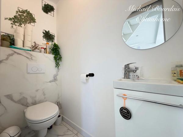 Maison contemporaine 2023 – 94 m² – 3 chambres – Garage – DPE A