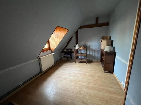 MAISON EN CENTRE VILLE DE GOURNAY EN BRAY 191 M2 5 CHAMBRES
