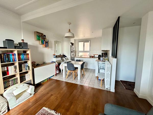 Nanterre Ville - Appartement lumineux - 77m² - Charme de l'ancien