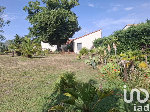 Maison à vendre 4 pièces 133 m² Saint-Just-Luzac