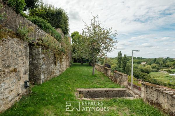 Demeure au style Art Nouveau en centre-ville avec vue