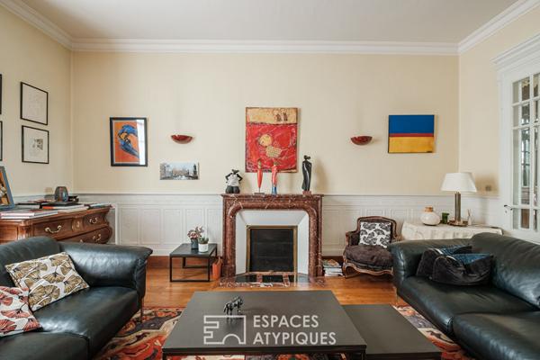 Demeure au style Art Nouveau en centre-ville avec vue