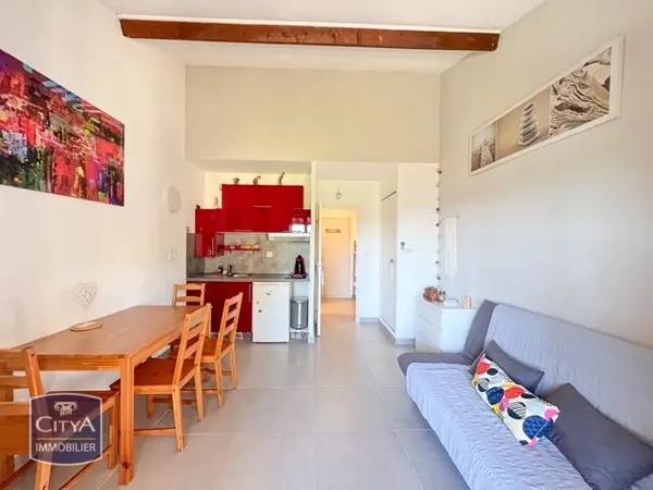 Appartement à vendre 1 pièce 28.49m² Saint-Cyr-sur-Mer (83270)