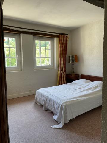 Étampes (91150) 8 KMS D'ETAMPES CHALO SAINT MARS PROPRIETE DE 300 M2 HABITABLES 6 CHAMBRES SUR 8950 M2 DE TERRAIN