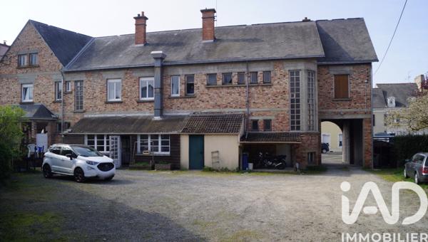 Immeuble à vendre 638 m² Cérans-Foulletourte