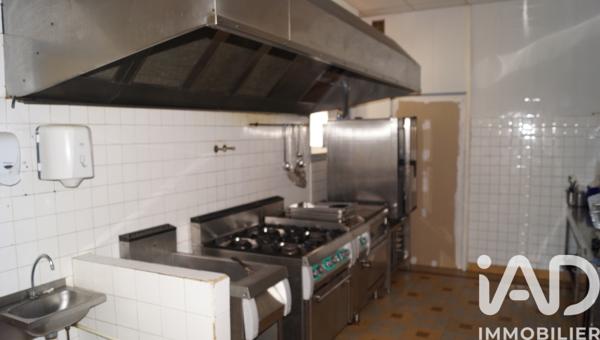 Immeuble à vendre 638 m² Cérans-Foulletourte