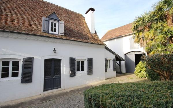 Maison à louer    2 pièces •  Mont