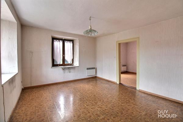 VENTE d'une ancienne ferme T7 (176 m²) à ASPACH - 2 Maisons et une grange