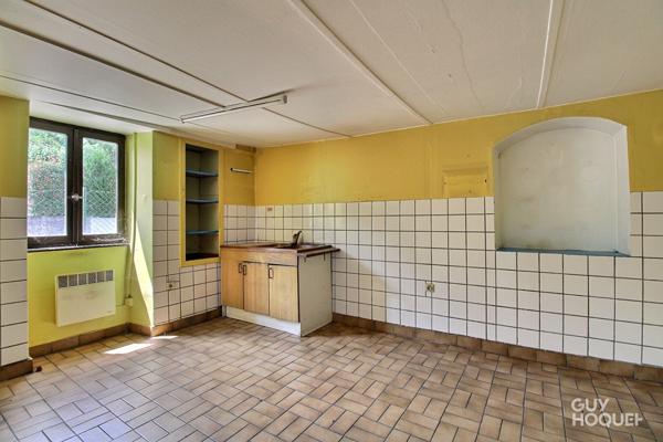 VENTE d'une ancienne ferme T7 (176 m²) à ASPACH - 2 Maisons et une grange