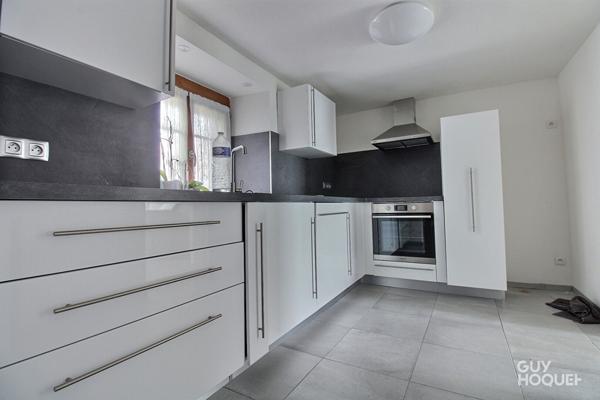 VENTE d'une ancienne ferme T7 (176 m²) à ASPACH - 2 Maisons et une grange