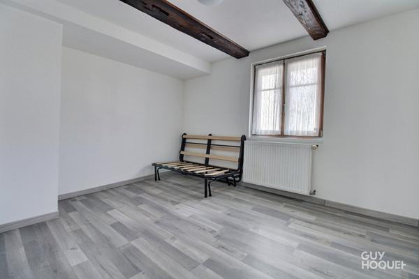 VENTE d'une ancienne ferme T7 (176 m²) à ASPACH - 2 Maisons et une grange